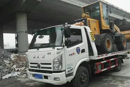 凤咀江大桥G65一般拖车多少钱？一公里多少钱拖车？高速拖车救援
